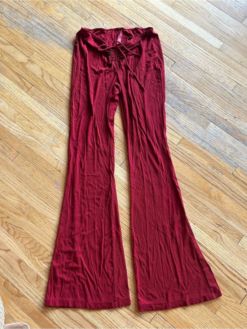 Skims flare ruched ribbed pants - Deep Burgundy - Picture 2 of 4